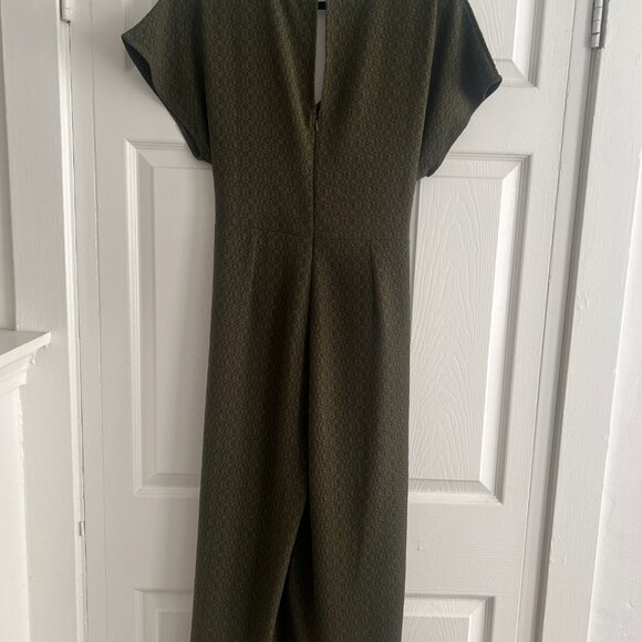 LUSH V-Neck Wide Leg Cropped Length Jumpsuit, Forest Green, Sz M - Picture 4 of 8